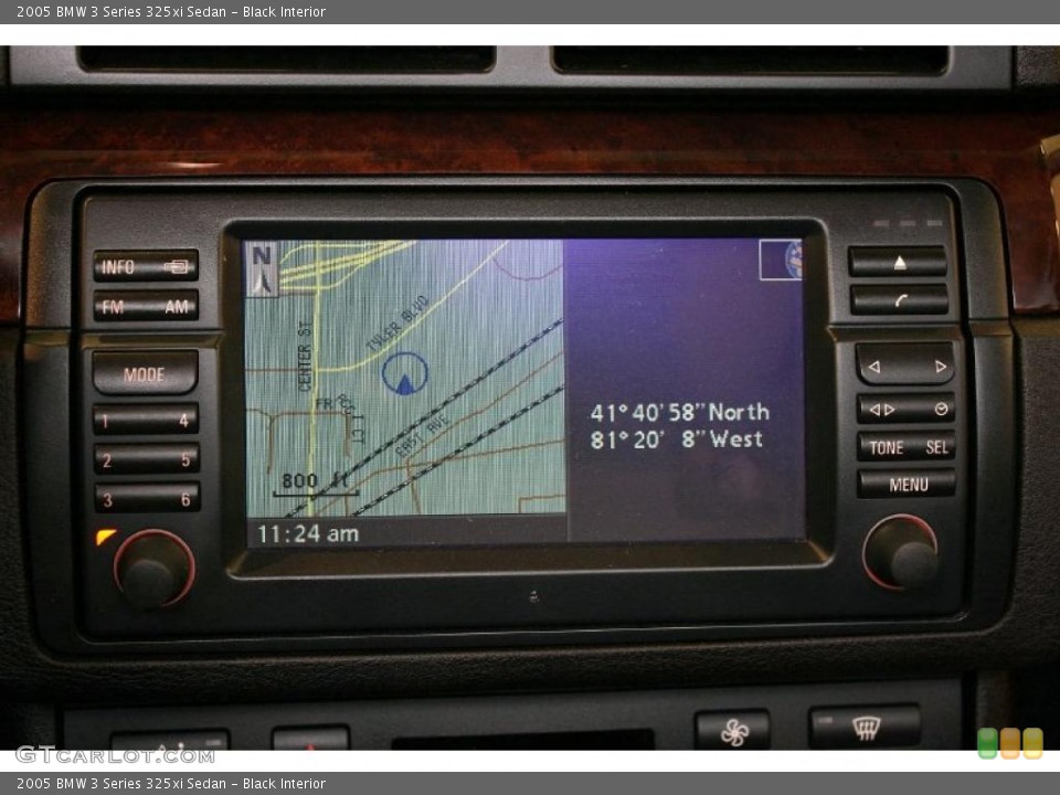 Black Interior Navigation for the 2005 BMW 3 Series 325xi Sedan #37904103