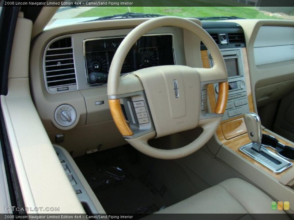 Camel/Sand Piping Interior Photo for the 2008 Lincoln Navigator Limited Edition 4x4 #37906331