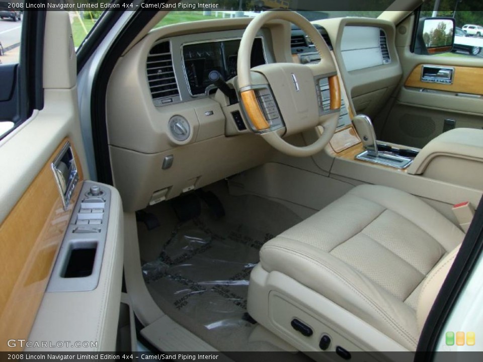 Camel/Sand Piping Interior Photo for the 2008 Lincoln Navigator Limited Edition 4x4 #37906343