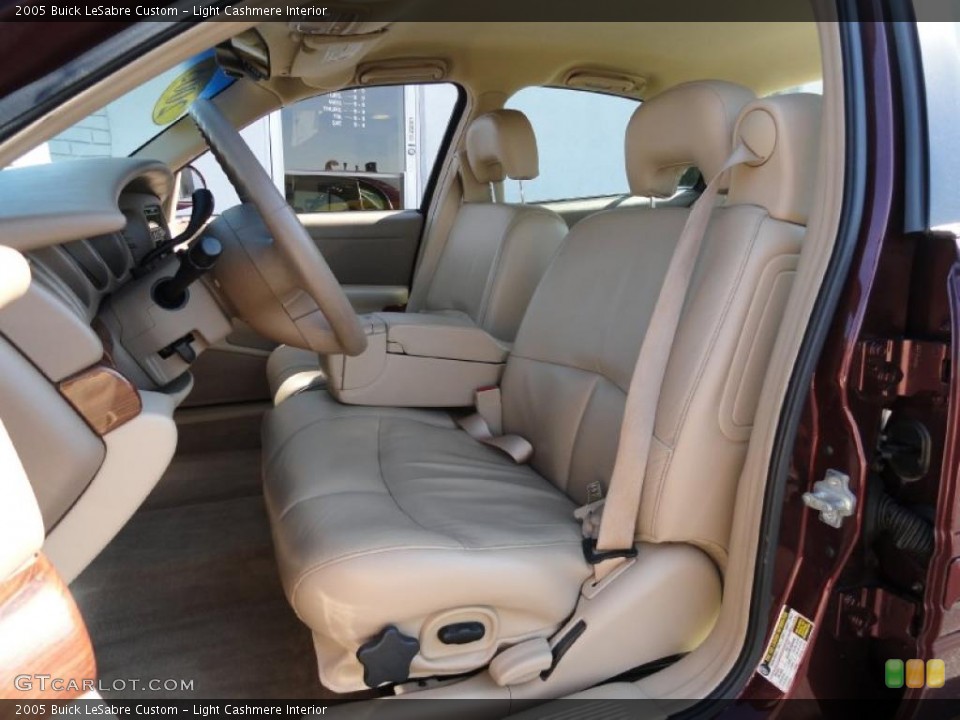 Light Cashmere Interior Photo for the 2005 Buick LeSabre Custom #37906891