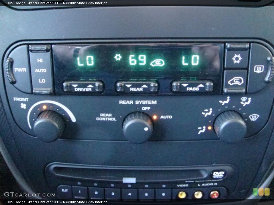 Medium Slate Gray Interior Controls for the 2005 Dodge Grand Caravan SXT #37908012