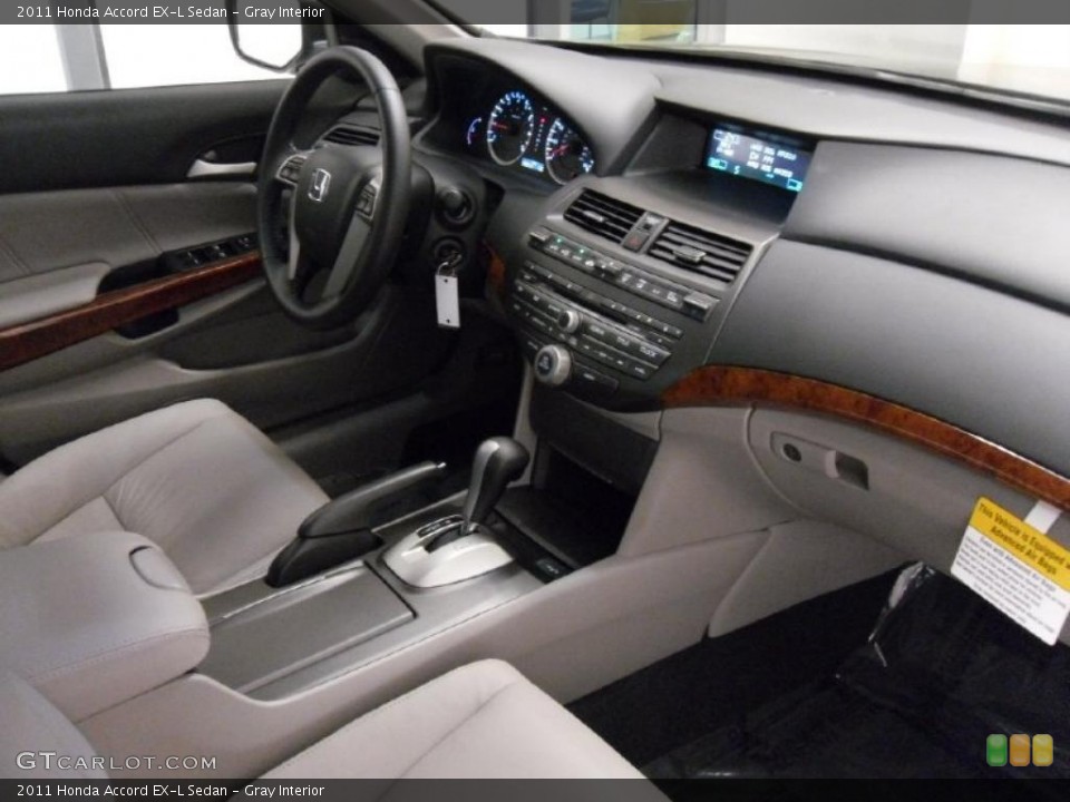 Gray Interior Photo for the 2011 Honda Accord EX-L Sedan #37909173
