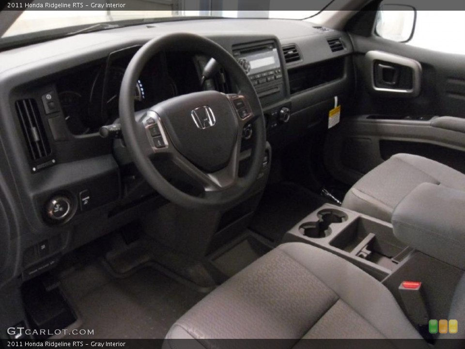 Gray Interior Photo for the 2011 Honda Ridgeline RTS #37910677