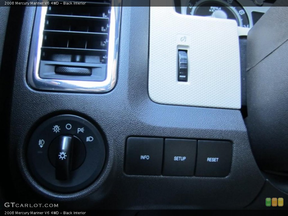 Black Interior Controls for the 2008 Mercury Mariner V6 4WD #37913101