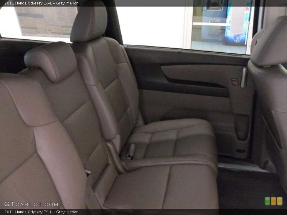 Gray Interior Photo for the 2011 Honda Odyssey EX-L #37914034