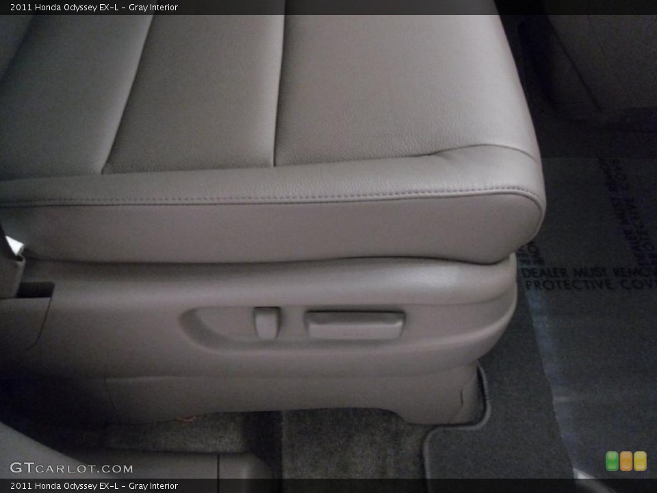 Gray Interior Photo for the 2011 Honda Odyssey EX-L #37914062