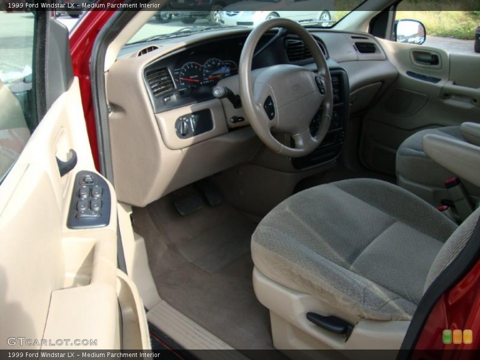 Medium Parchment Interior Photo for the 1999 Ford Windstar LX #37914130