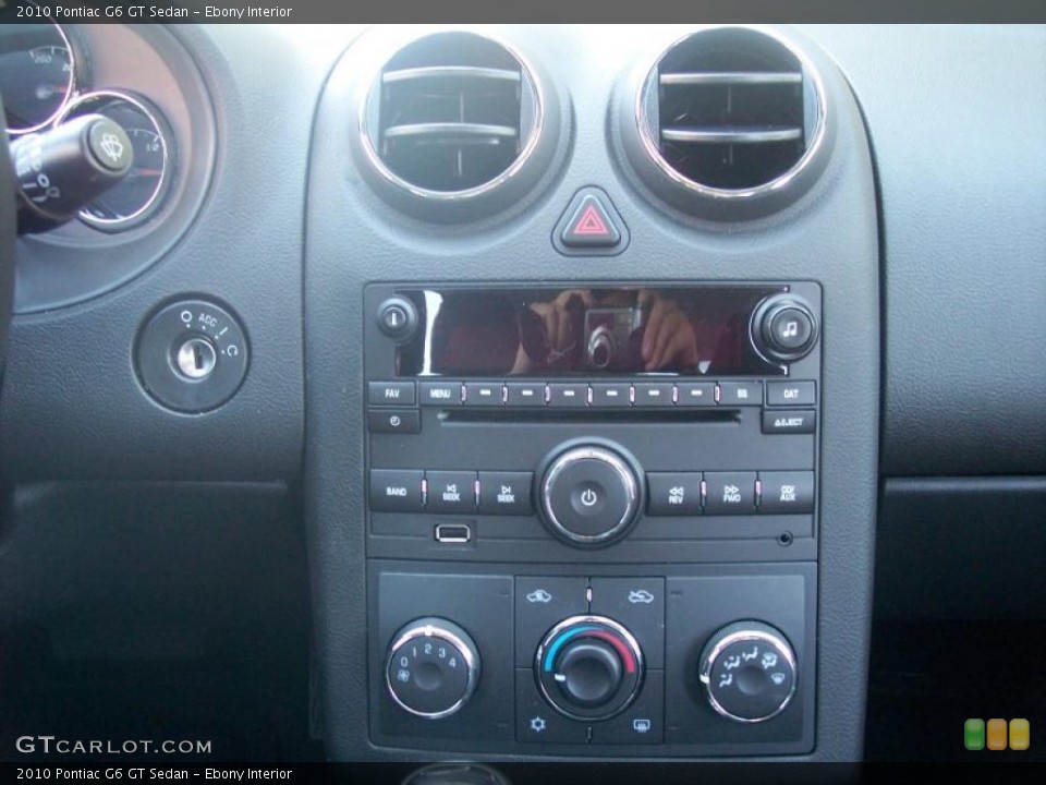 Ebony Interior Controls for the 2010 Pontiac G6 GT Sedan #37929638