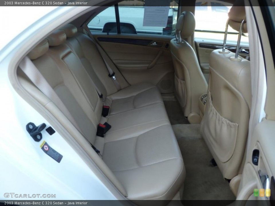 Java Interior Photo for the 2003 Mercedes-Benz C 320 Sedan #37930334