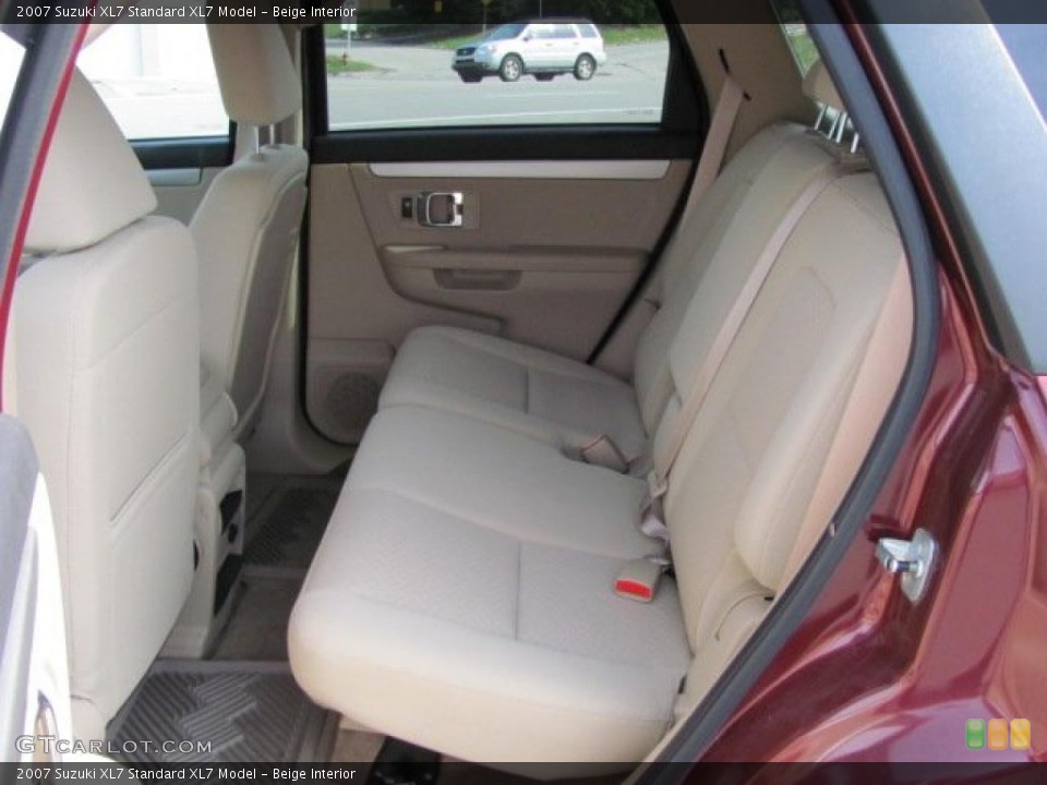 Beige Interior Photo for the 2007 Suzuki XL7  #37933142