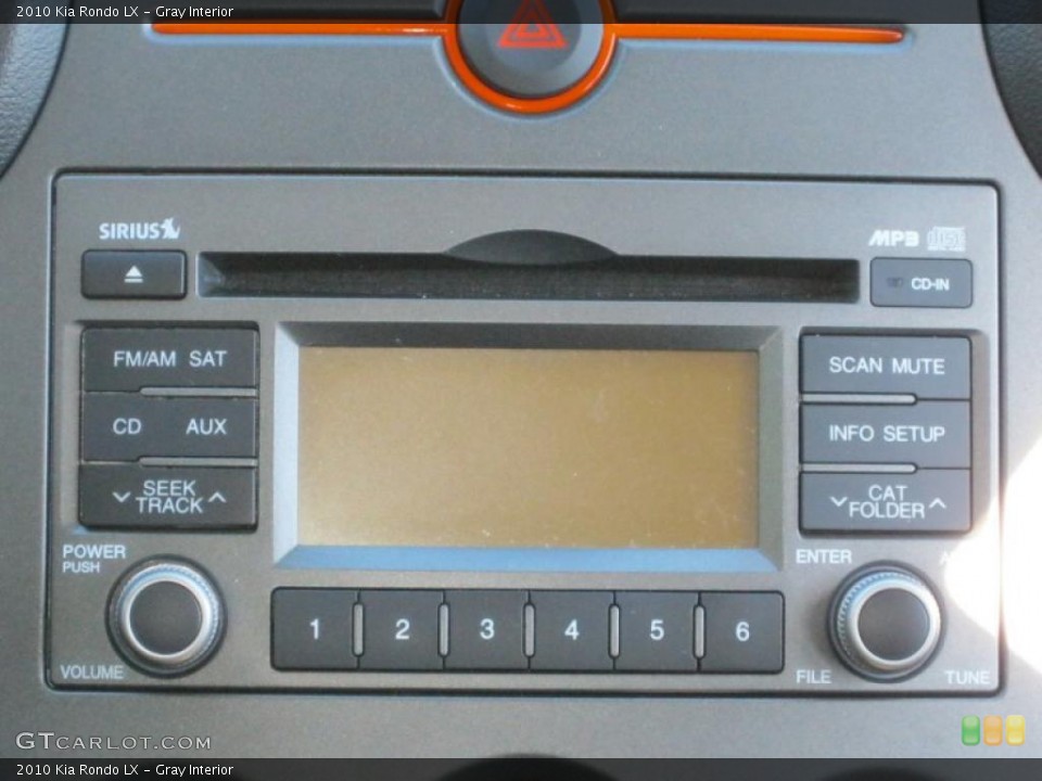 Gray Interior Controls for the 2010 Kia Rondo LX #37938186