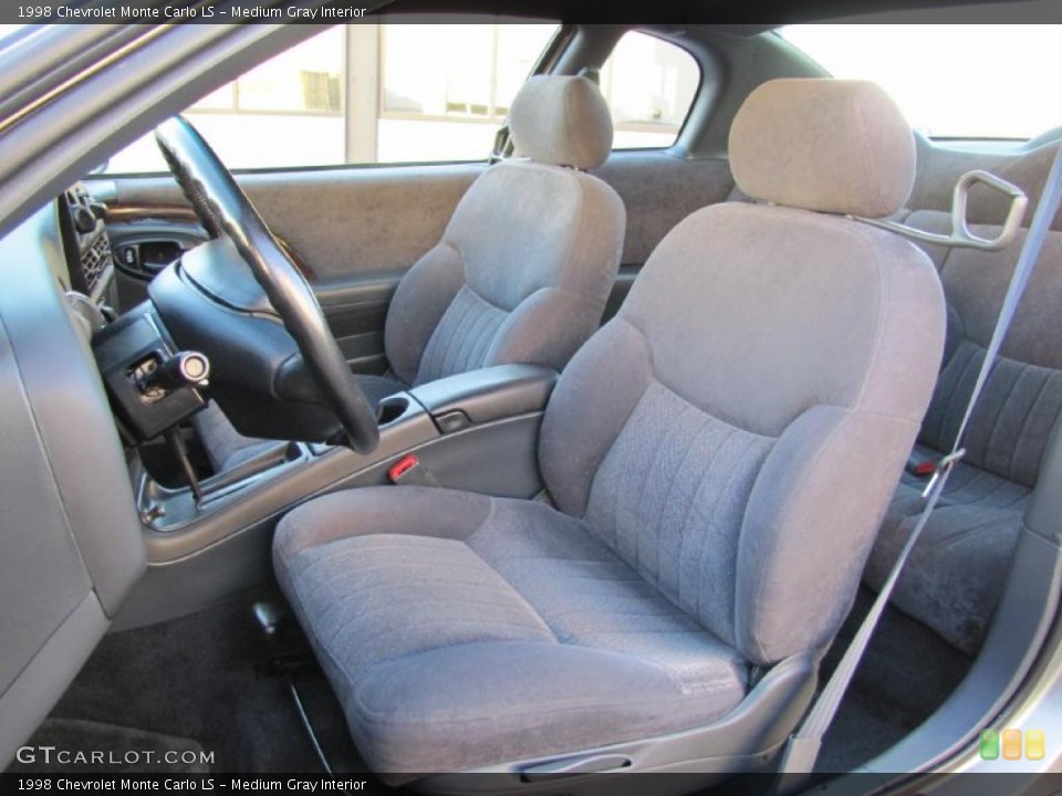 Medium Gray Interior Photo for the 1998 Chevrolet Monte Carlo LS #37941102