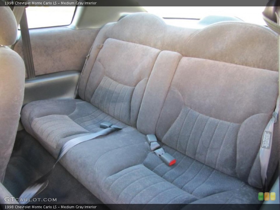 Medium Gray Interior Photo for the 1998 Chevrolet Monte Carlo LS #37941110