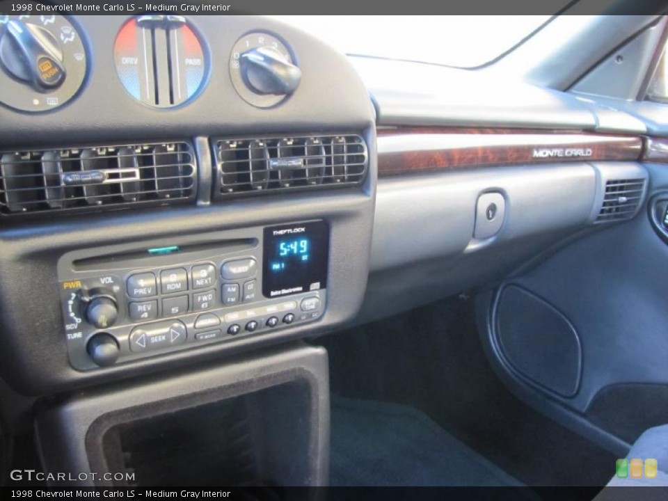 Medium Gray Interior Controls for the 1998 Chevrolet Monte Carlo LS #37941134