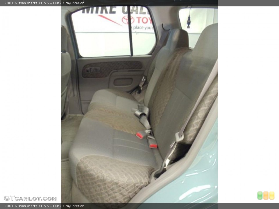 Dusk Gray Interior Photo for the 2001 Nissan Xterra XE V6 #37944575