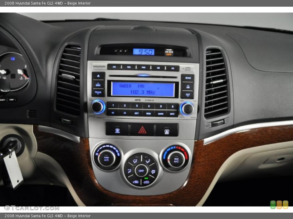 Beige Interior Controls for the 2008 Hyundai Santa Fe GLS 4WD #37944899
