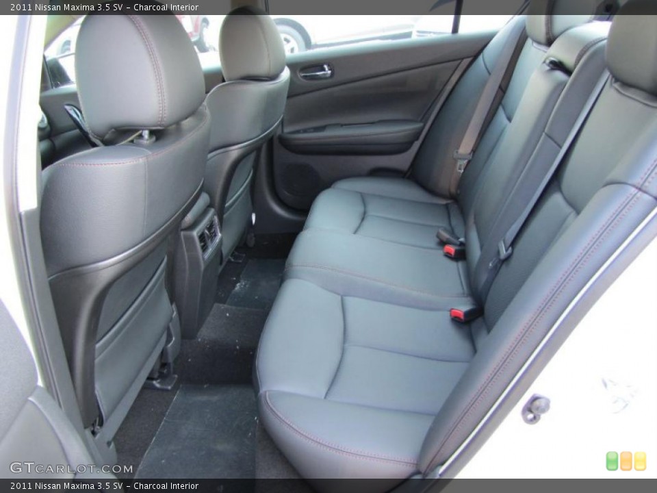 Charcoal Interior Photo for the 2011 Nissan Maxima 3.5 SV #37947972