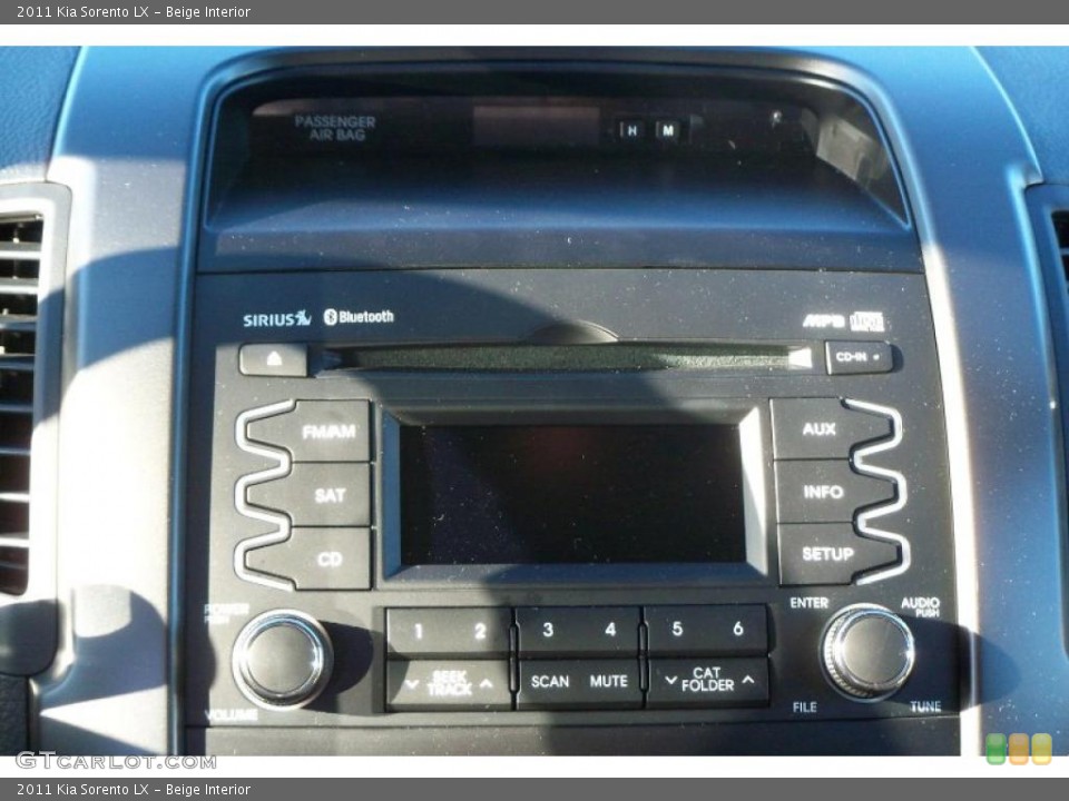 Beige Interior Controls for the 2011 Kia Sorento LX #37959376