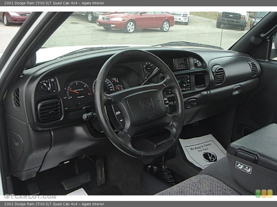 Agate Interior Photo for the 2001 Dodge Ram 2500 SLT Quad Cab 4x4 #37961500