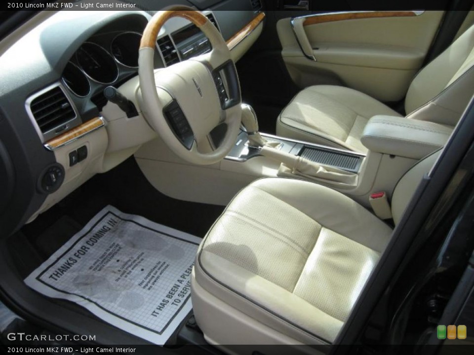 Light Camel Interior Photo for the 2010 Lincoln MKZ FWD #37961872