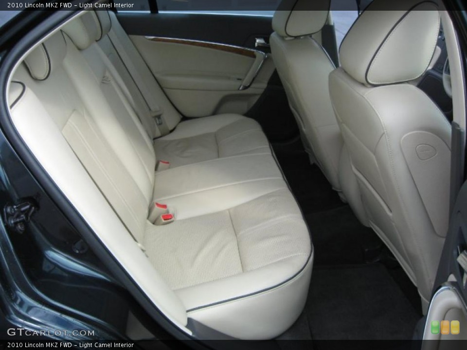 Light Camel Interior Photo for the 2010 Lincoln MKZ FWD #37961920