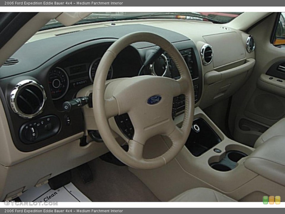 Medium Parchment Interior Photo for the 2006 Ford Expedition Eddie Bauer 4x4 #37962116