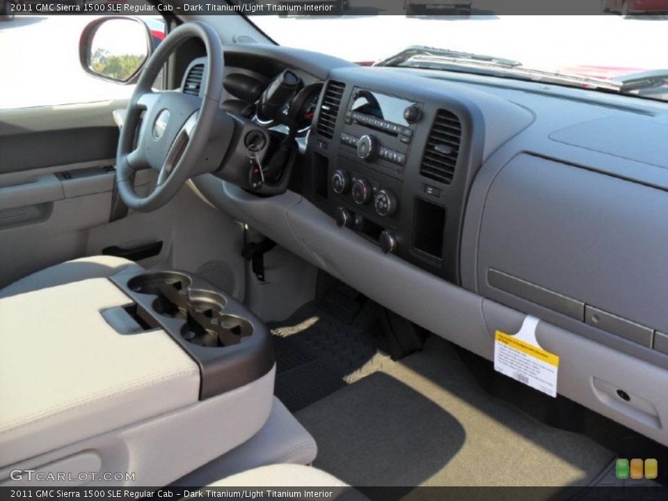 Dark Titanium/Light Titanium Interior Photo for the 2011 GMC Sierra 1500 SLE Regular Cab #37973332