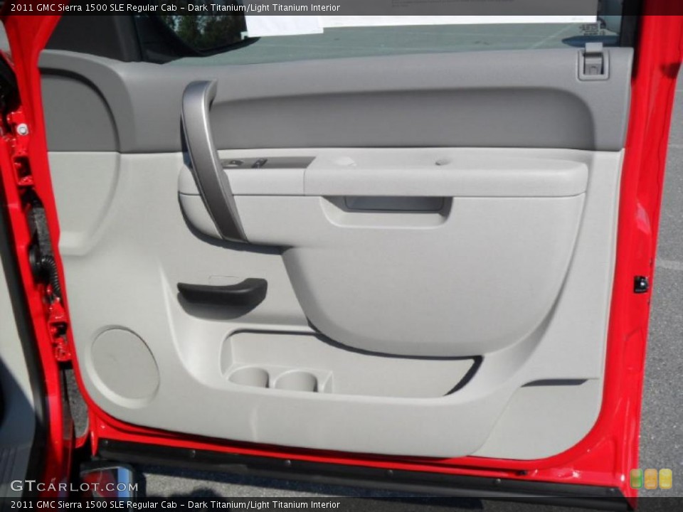 Dark Titanium/Light Titanium Interior Photo for the 2011 GMC Sierra 1500 SLE Regular Cab #37973352