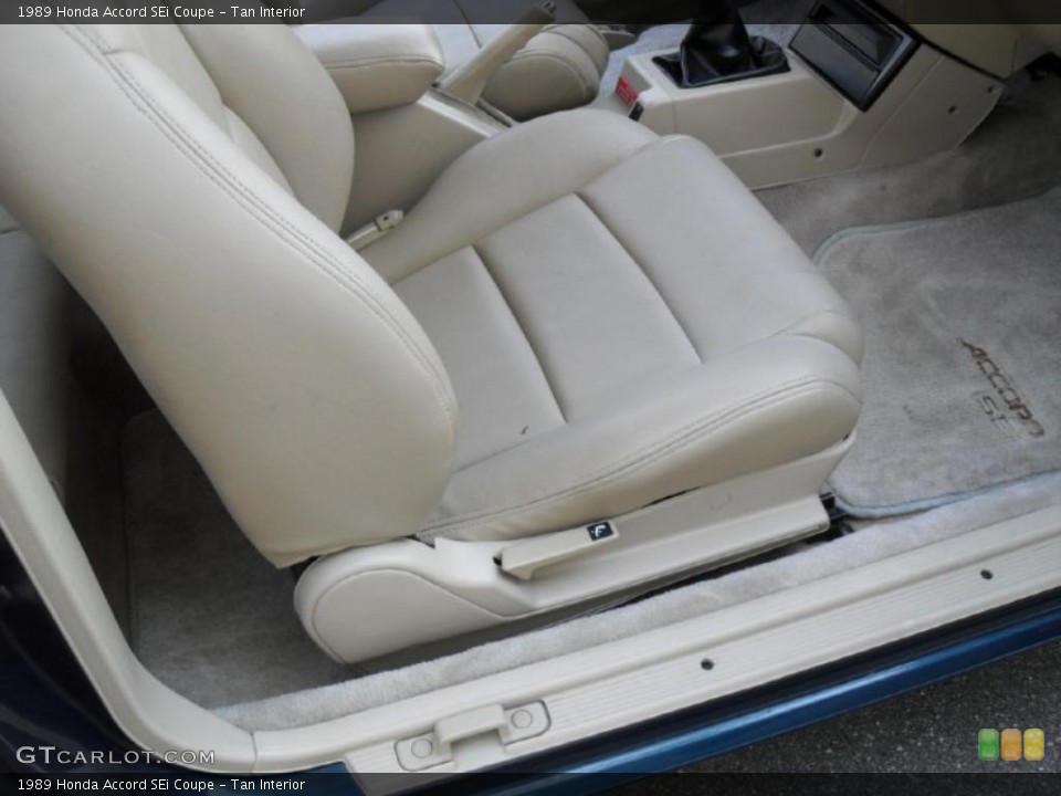 Tan Interior Photo for the 1989 Honda Accord SEi Coupe #37976348