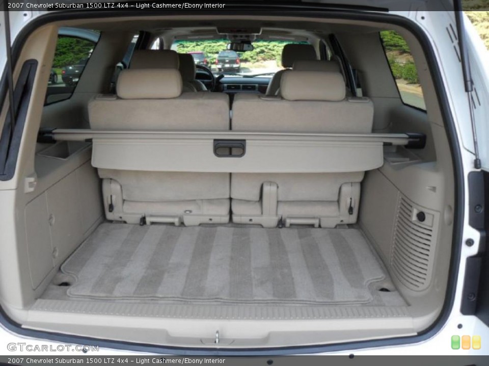 Light Cashmere/Ebony Interior Trunk for the 2007 Chevrolet Suburban 1500 LTZ 4x4 #37977452