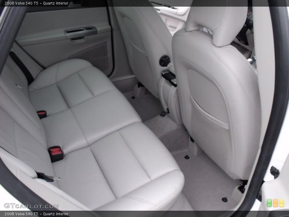 Quartz Interior Photo for the 2008 Volvo S40 T5 #37978716
