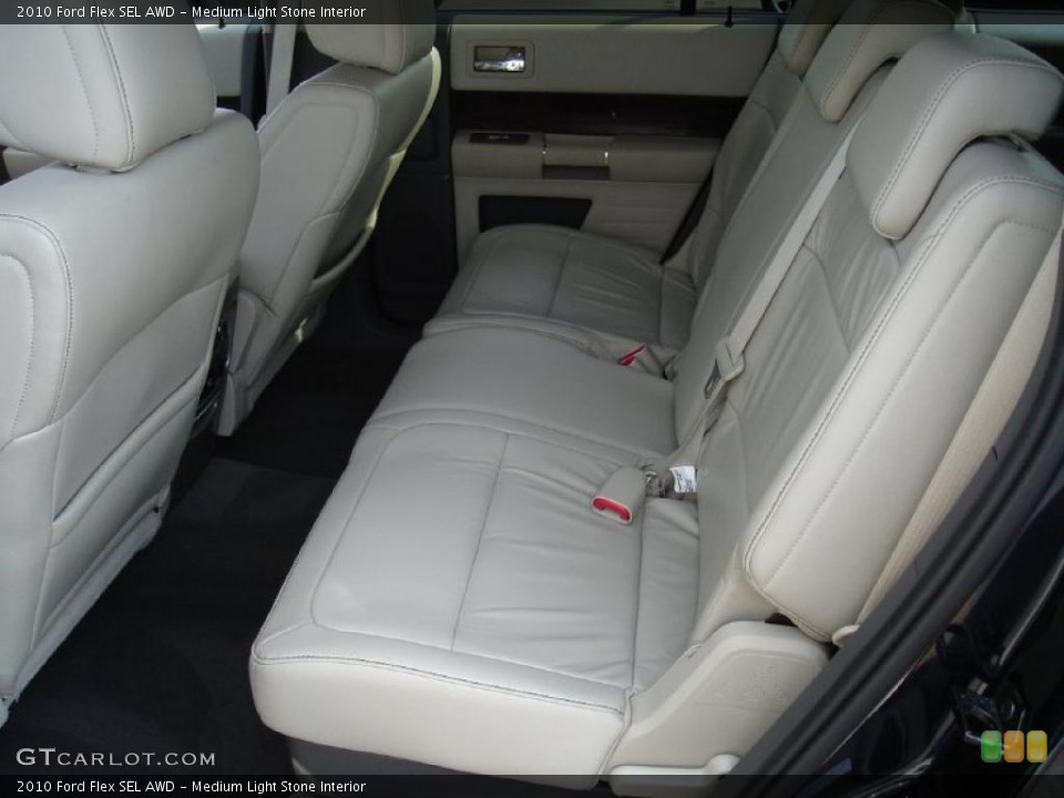 Medium Light Stone Interior Photo for the 2010 Ford Flex SEL AWD #37979644