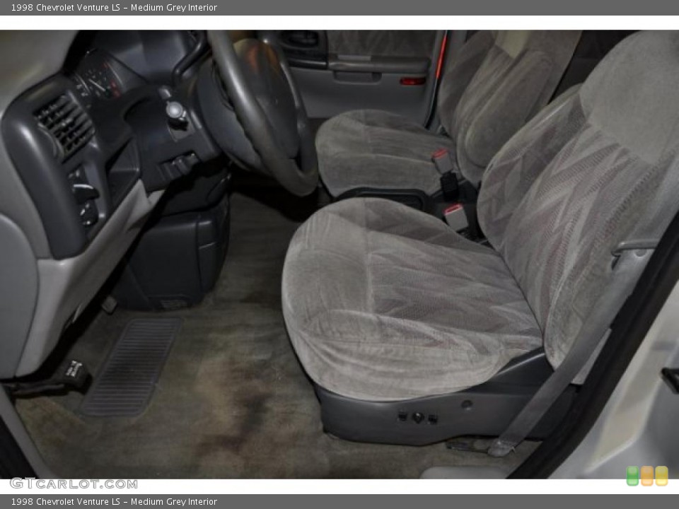 Medium Grey Interior Photo for the 1998 Chevrolet Venture LS #37983124