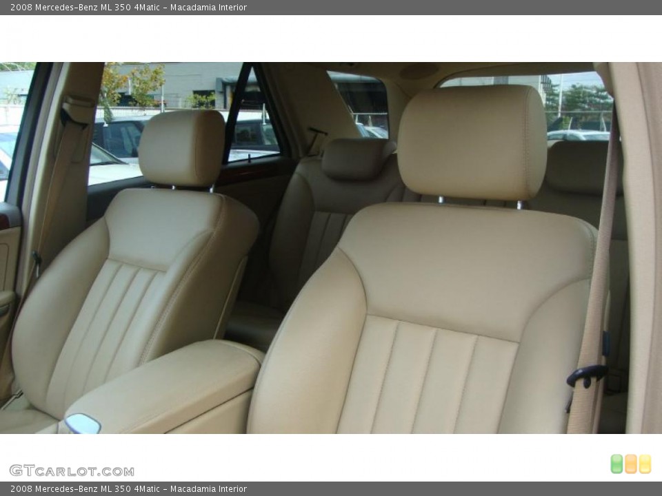 Macadamia Interior Photo for the 2008 Mercedes-Benz ML 350 4Matic #37985024