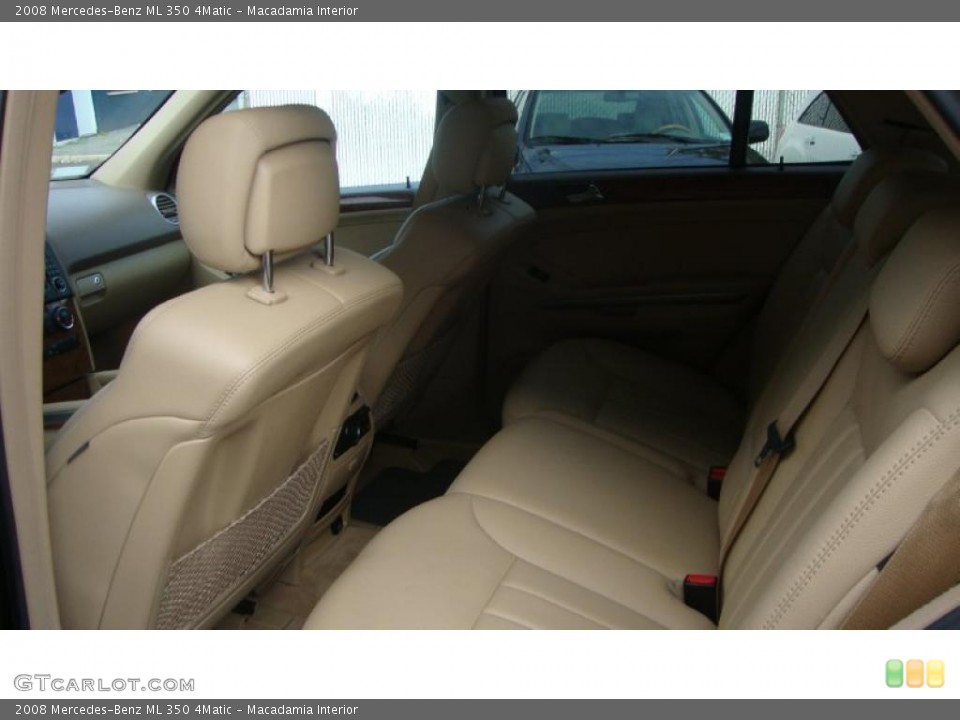 Macadamia Interior Photo for the 2008 Mercedes-Benz ML 350 4Matic #37985040