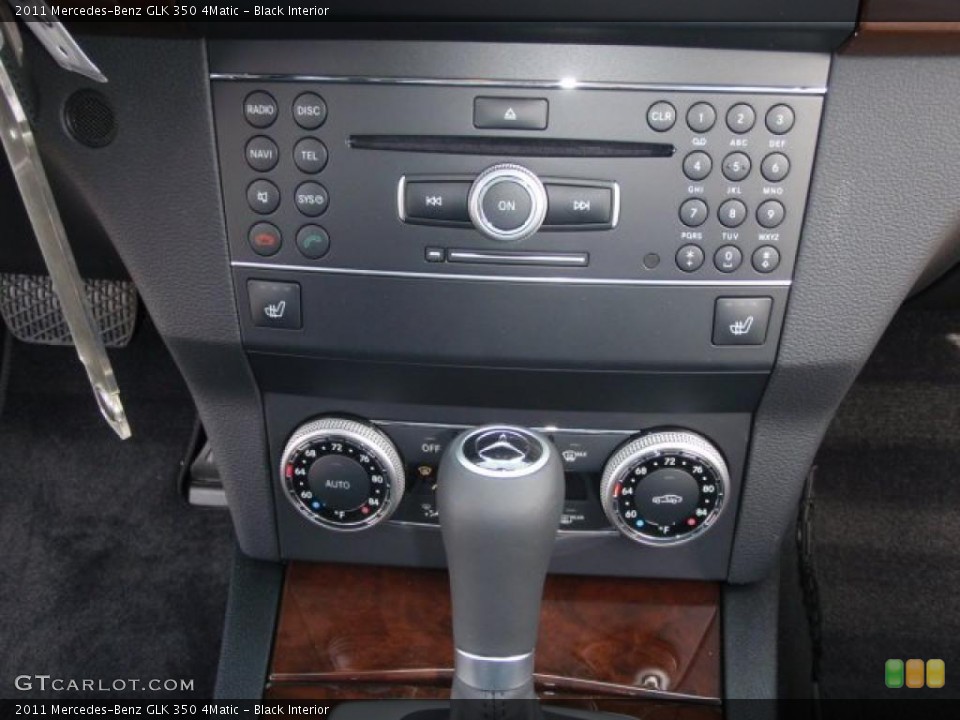 Black Interior Controls for the 2011 Mercedes-Benz GLK 350 4Matic #37989541