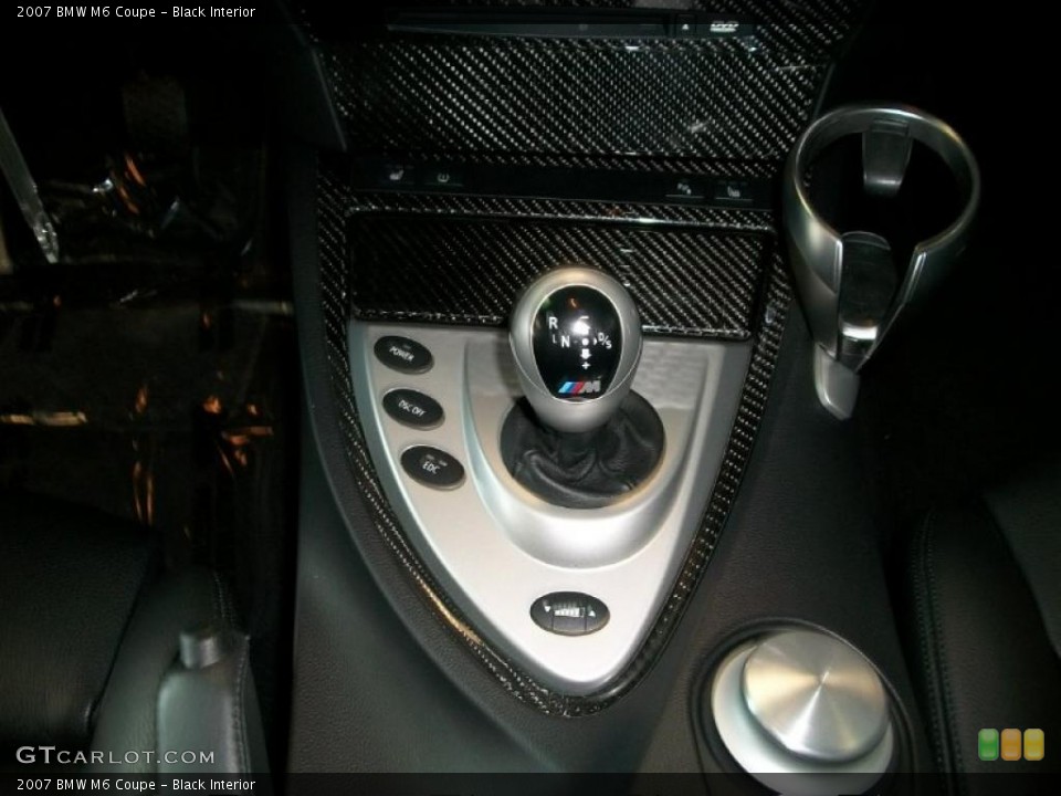 Black Interior Transmission for the 2007 BMW M6 Coupe #37990145