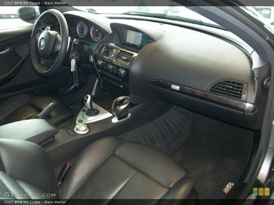 Black Interior Photo for the 2007 BMW M6 Coupe #37990229