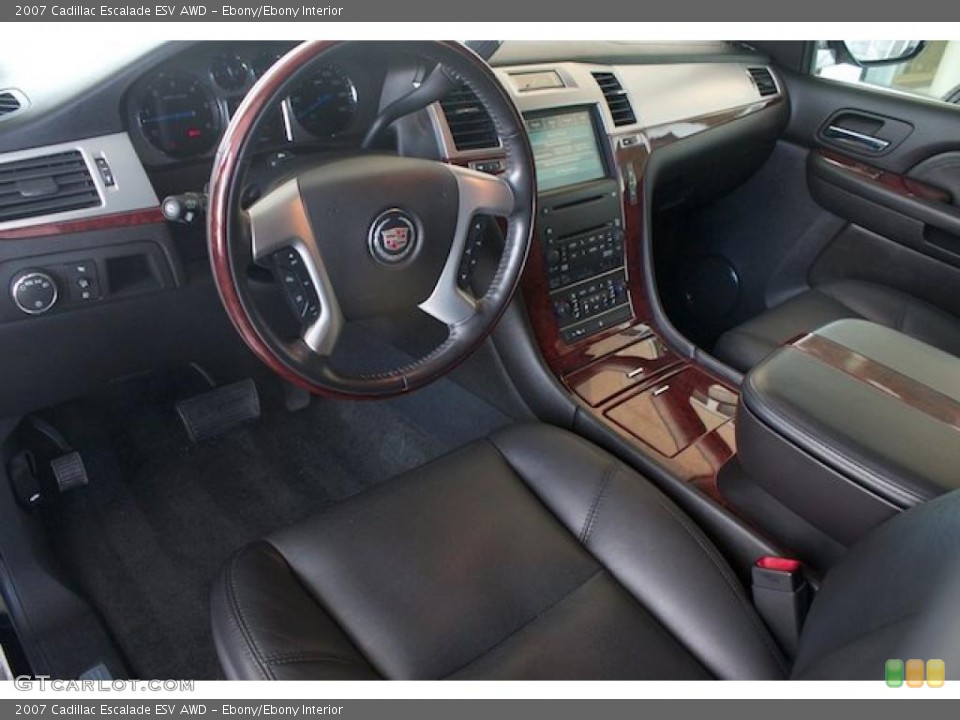 Ebony/Ebony Interior Photo for the 2007 Cadillac Escalade ESV AWD #37992353