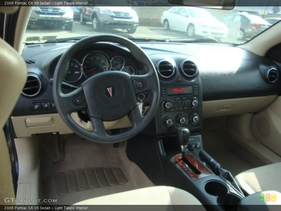 Light Taupe Interior Photo for the 2006 Pontiac G6 V6 Sedan #37995337