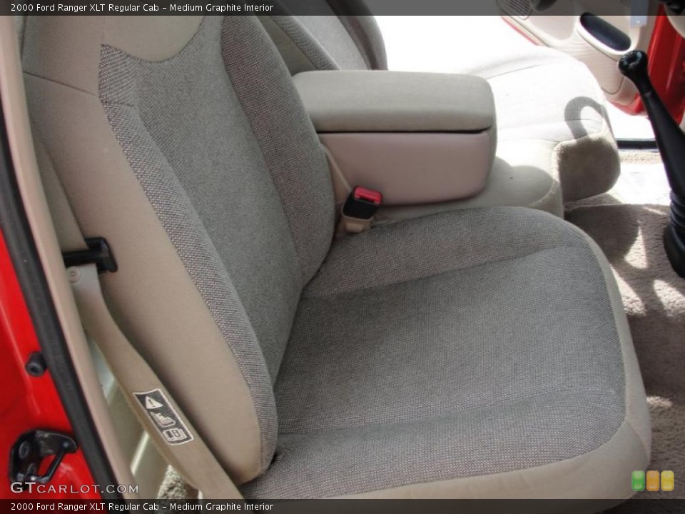 Medium Graphite Interior Photo for the 2000 Ford Ranger XLT Regular Cab #37996041