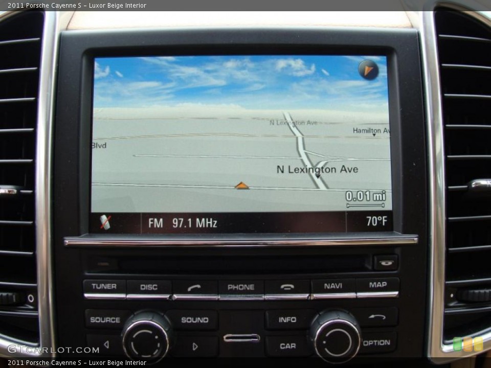 Luxor Beige Interior Navigation for the 2011 Porsche Cayenne S #38002498