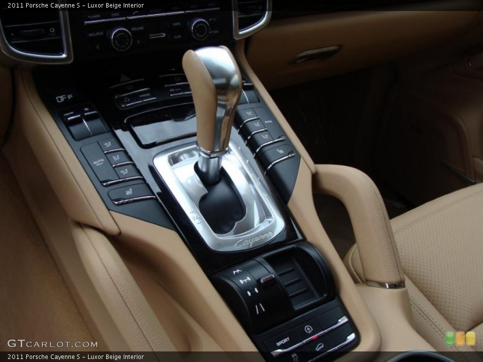 Luxor Beige Interior Transmission for the 2011 Porsche Cayenne S #38002514