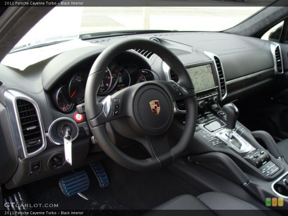 Black Interior Dashboard for the 2011 Porsche Cayenne Turbo #38002810