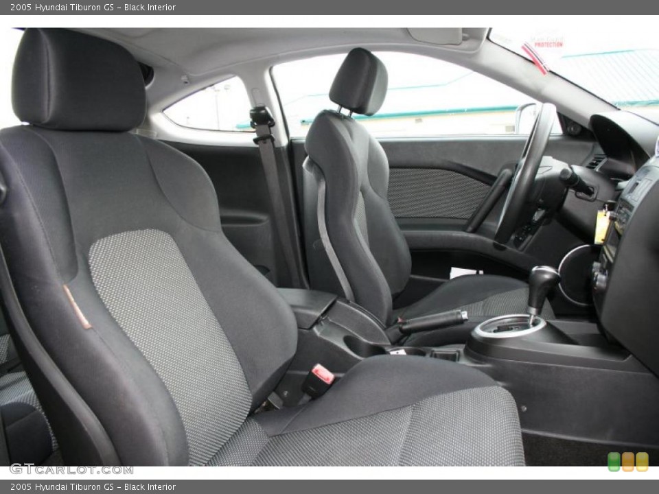 Black Interior Photo for the 2005 Hyundai Tiburon GS #38005746