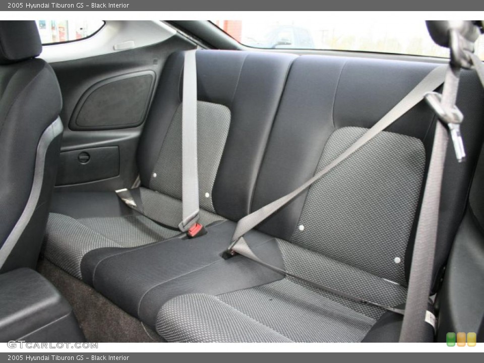 Black Interior Photo for the 2005 Hyundai Tiburon GS #38005802