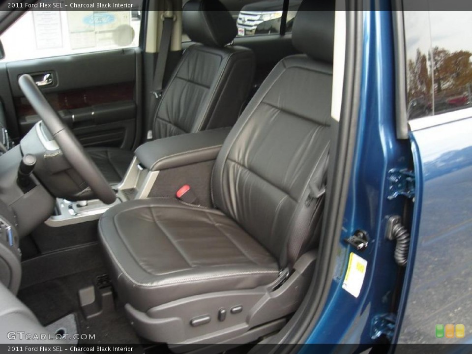 Charcoal Black Interior Photo for the 2011 Ford Flex SEL #38006238