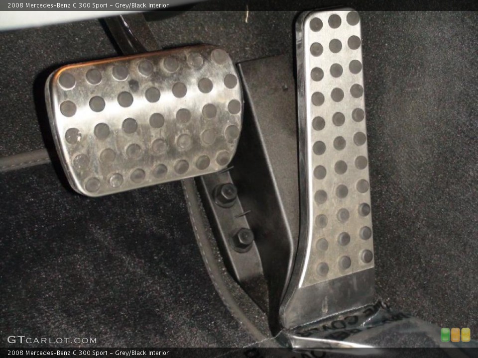 Grey/Black Interior Controls for the 2008 Mercedes-Benz C 300 Sport #38006610