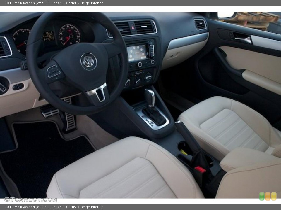 Cornsilk Beige Interior Photo for the 2011 Volkswagen Jetta SEL Sedan #38008713