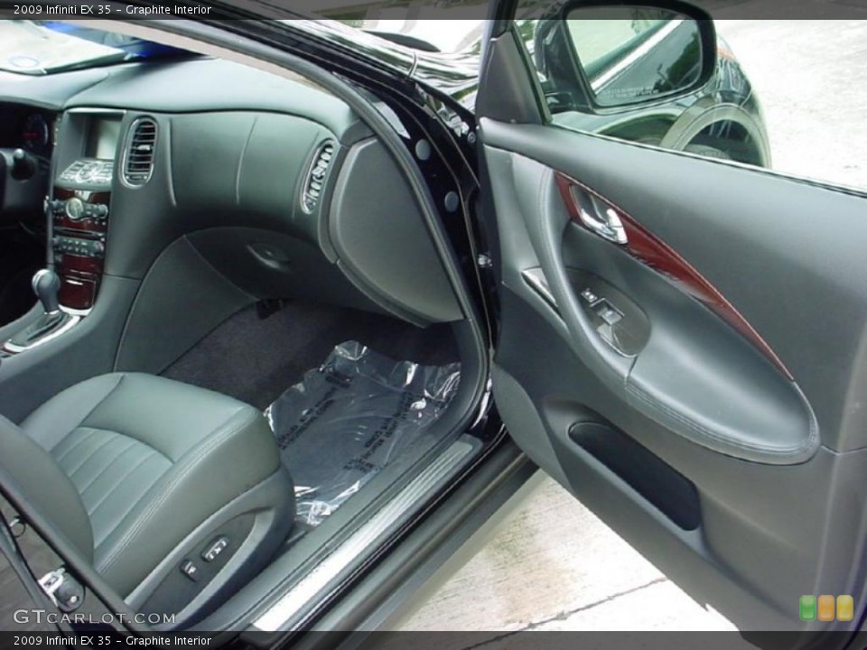 Graphite Interior Photo for the 2009 Infiniti EX 35 #38011968